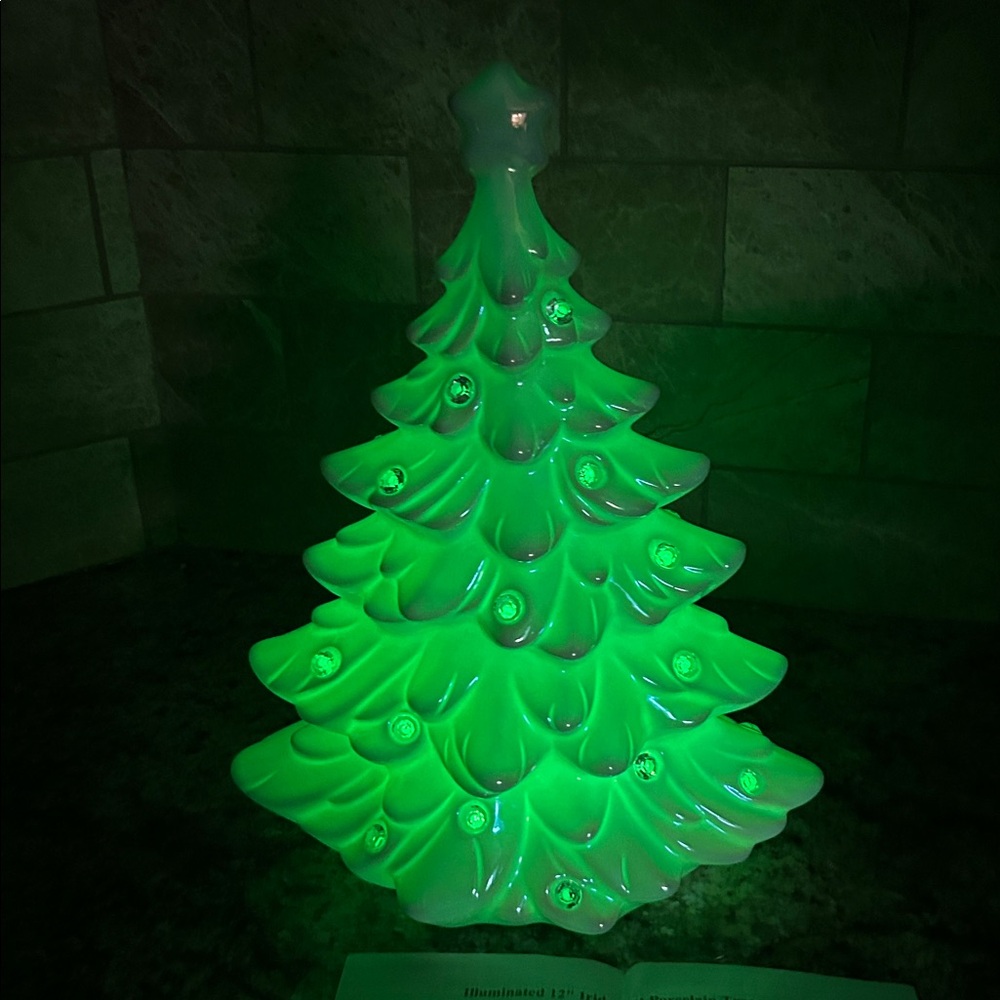 Christmas Tree Illuminated 12” Iridescent Porcelain Tree. new in box